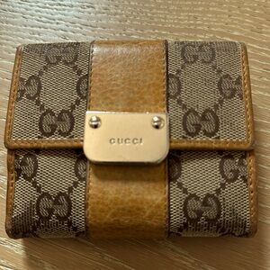 Authentic GUCCI GG Monogram Yellow Leather Trim Compact Wallet USED
